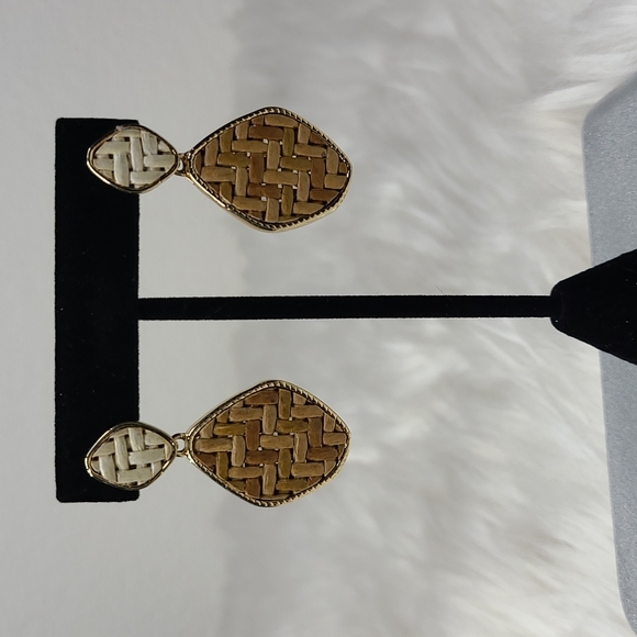 Woven Rattan Earrings Beige Tan Casual Everyday Lightweight Gift Jewelry Spring - Picture 3 of 3